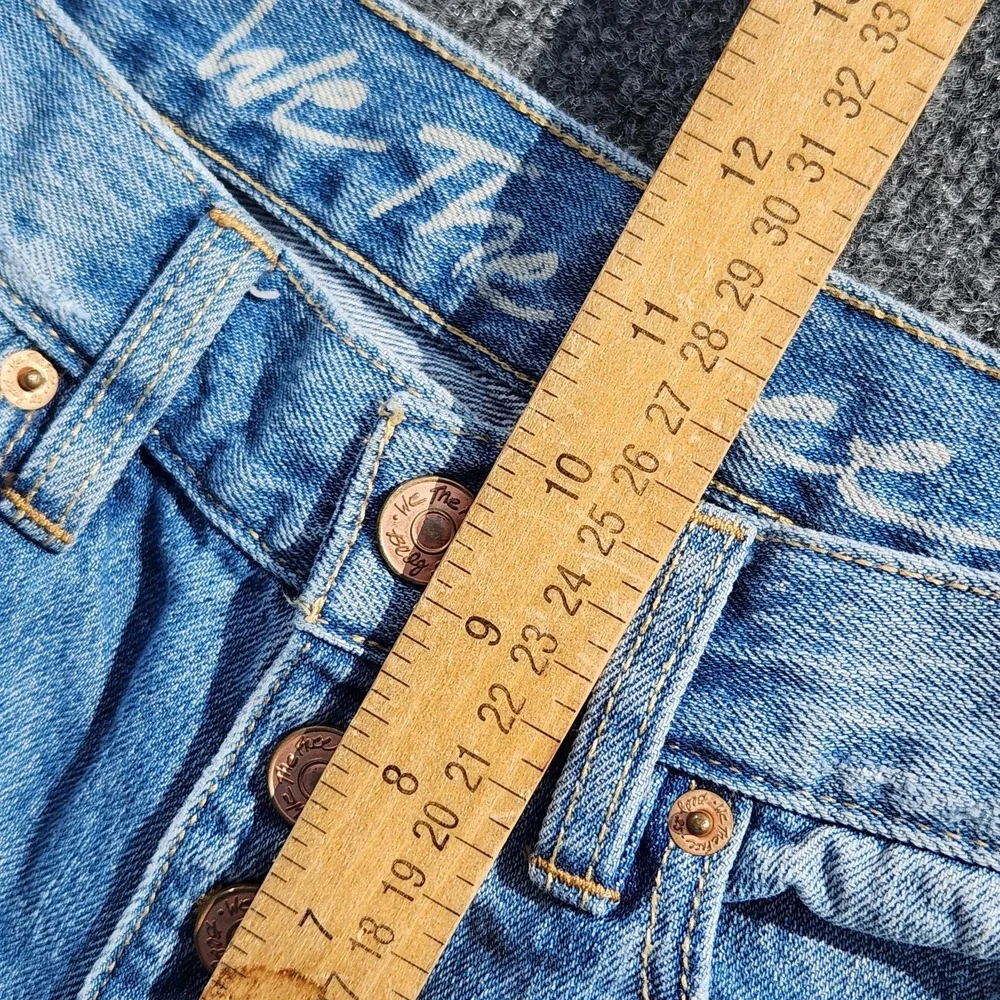 women's We The Free people Distressed Button Fly Jeans raw hem High Rise size 24